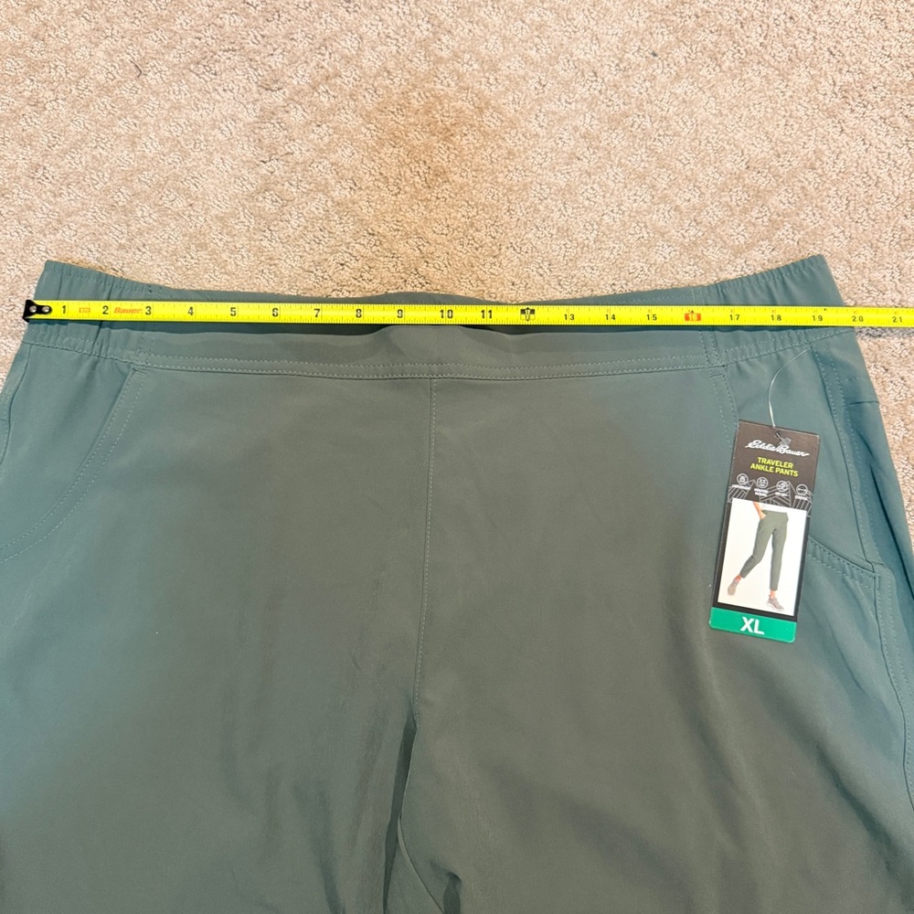 NWT! Eddie Bauer Traveler Ankle Pants, Green, Size XL Women's - Picture 7 of 8